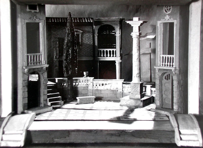 043. Венецианские близнецы. П.Коваленко. 1957
