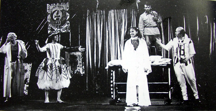 203. Крестики-нолики. И. Капитанов. 1990
